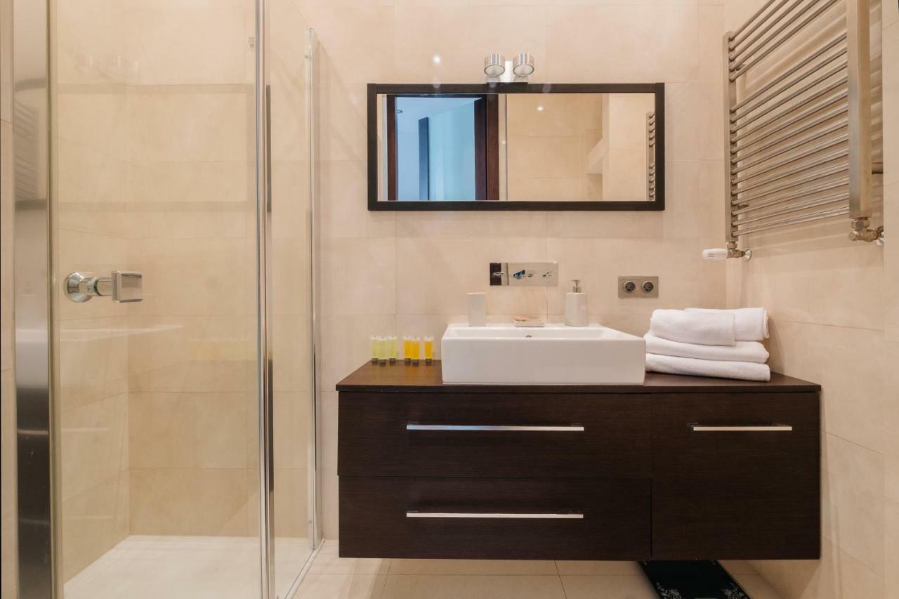 ורשה Modern Apartment Across The Ponds מראה חיצוני תמונה
