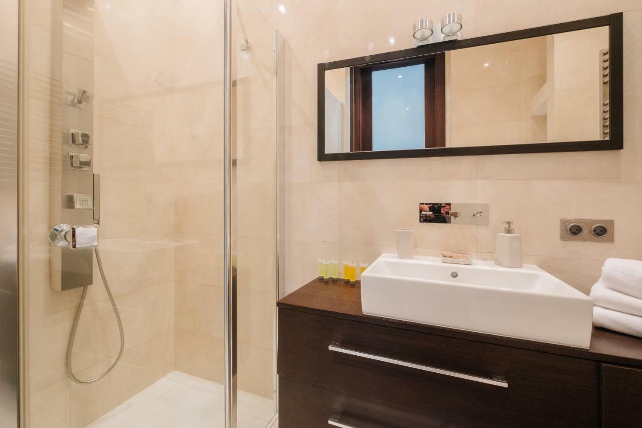 ורשה Modern Apartment Across The Ponds מראה חיצוני תמונה